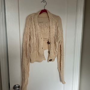 Sweater and crop sweater knit set. Cream. Size M.